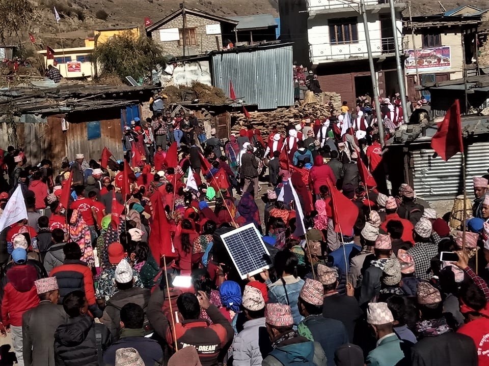 कर्णालीमा माओवादी केन्द्र प्रवेश गर्नेको लर्को